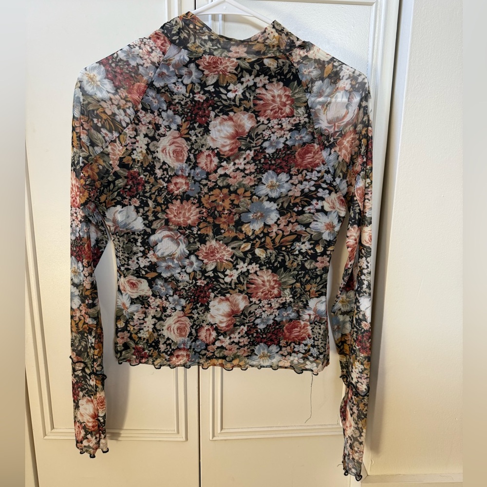 Long sleeve floral mesh top